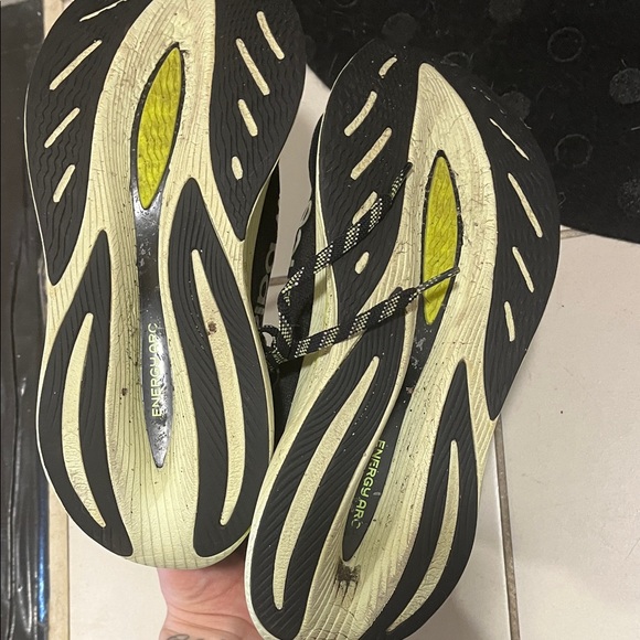 New Balance FuelCell - Picture 5 of 5